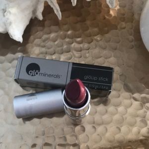 Glo minerals lipstick 💄